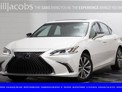Used 2021 Lexus ES 300h w/ Premium Package