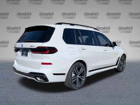 Used 2026 BMW X7 xDrive40i w/ M Sport Package AWD/4WD image 10