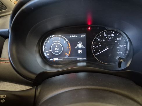Used 2024 Nissan Kicks SR w/ SR Premium Package FWD image 21