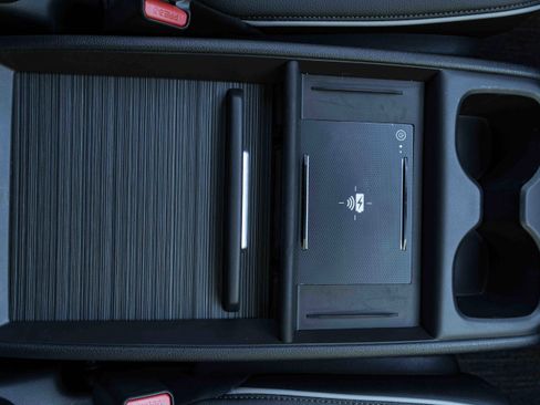 Used 2026 Honda Odyssey Elite image 28