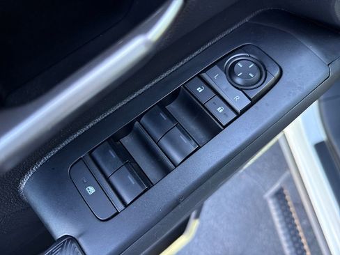 Used 2024 Toyota Tacoma TRD Sport image 13