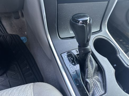 Used 2017 Toyota Camry LE FWD image 25