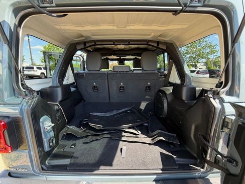 Certified 2025 Jeep Wrangler Unlimited Sahara AWD/4WD image 33