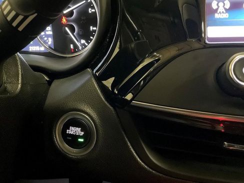 Used 2019 Buick Envision Premium image 23