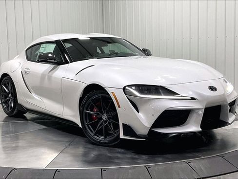 New 2026 Toyota Supra RWD image 2