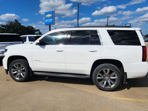 Used 2015 Chevrolet Tahoe LT w/ Luxury Package AWD/4WD image 8