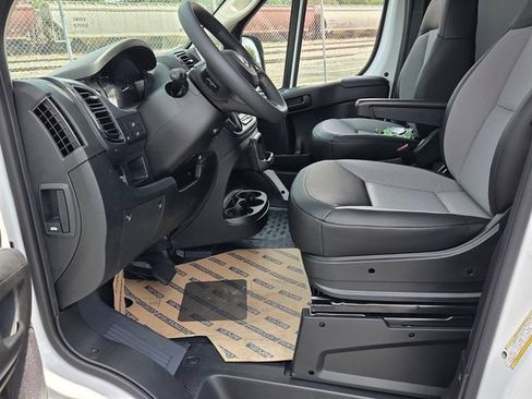 New 2026 RAM ProMaster 1500 w/ Convenience Group FWD image 5