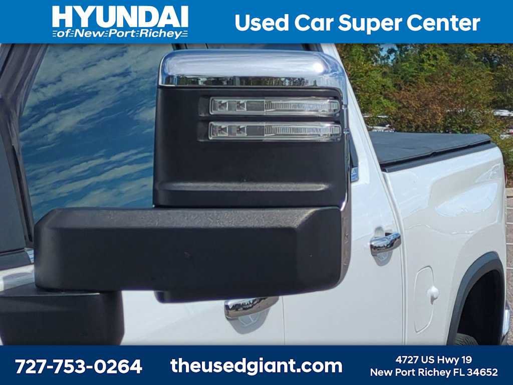 Used 2021 Chevrolet Silverado 2500 LTZ w/ Z71 Off-Road Package AWD/4WD image 11