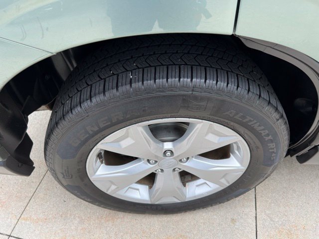 Used 2016 Subaru Forester 2.5i Limited AWD/4WD image 11