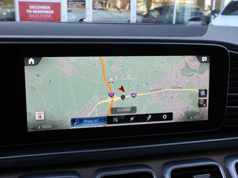 Used 2022 Mercedes-Benz GLS 450 4MATIC image 22