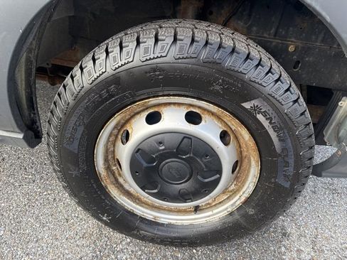 Used 2015 Ford Transit 350 XL image 9