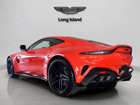 Used 2025 Aston Martin V8 Vantage Coupe image 7