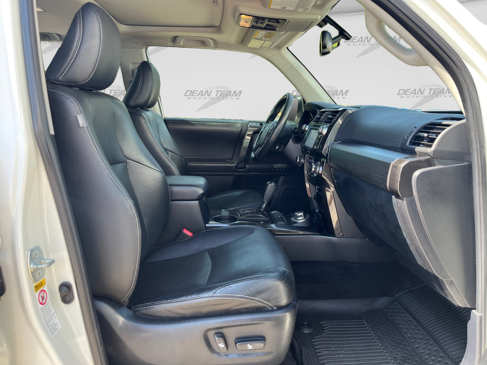 Used 2019 Toyota 4Runner Limited AWD/4WD image 17