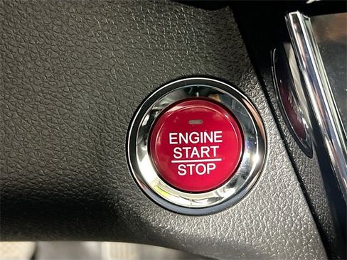 Used 2017 Honda HR-V EX image 32