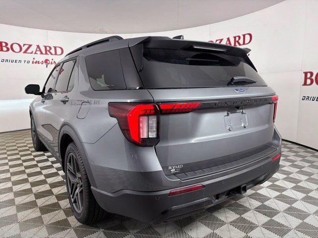 Used 2025 Ford Explorer ST-Line w/ Premium Package RWD image 9