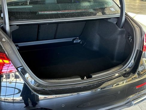 Used 2025 Mercedes-Benz C 300 Sedan image 32
