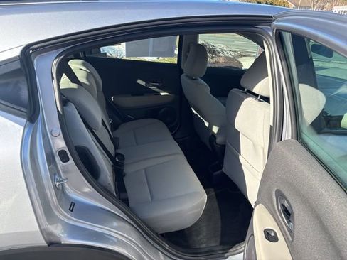 Used 2020 Honda HR-V LX image 13