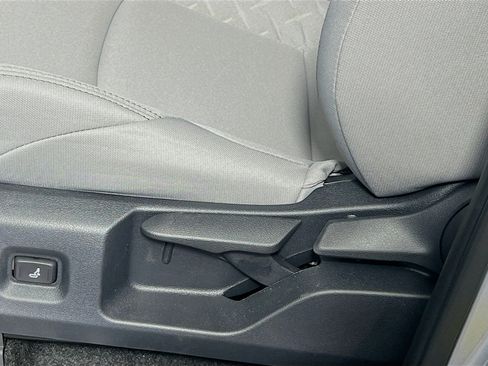 Used 2025 Toyota Tacoma SR5 image 15