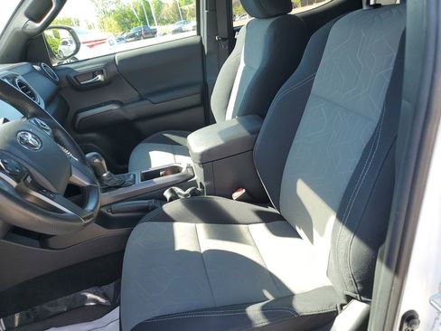 Certified 2023 Toyota Tacoma TRD Sport image 16