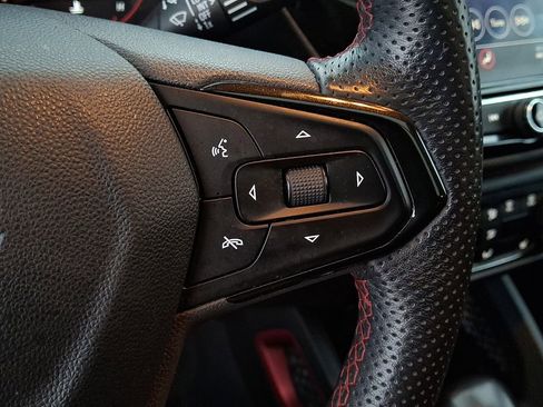 Used 2023 Chevrolet TrailBlazer RS w/ Sun and Liftgate Package image 22