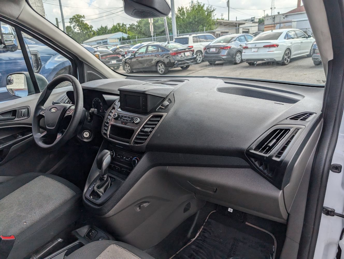 Used 2023 Ford Transit Connect XL FWD image 13