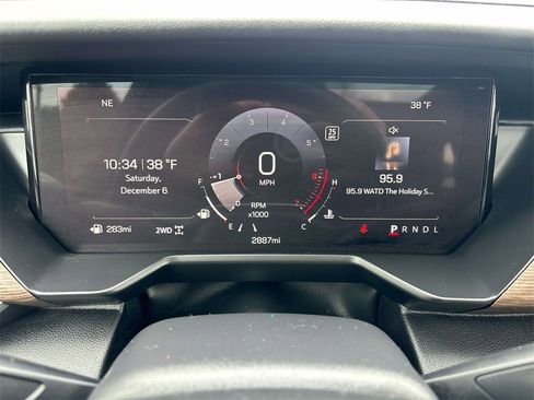 Certified 2026 GMC Acadia Denali w/ LPO, Floor Liner Package image 25