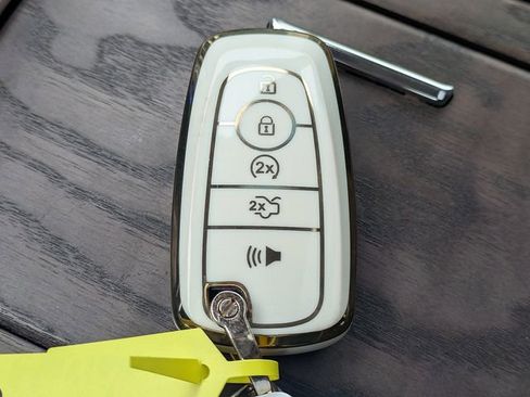 Used 2022 Lincoln Navigator Reserve image 37