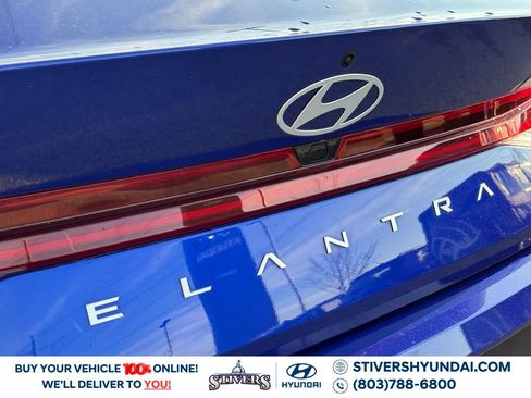 Certified 2025 Hyundai Elantra Limited w/ Cargo Package image 16