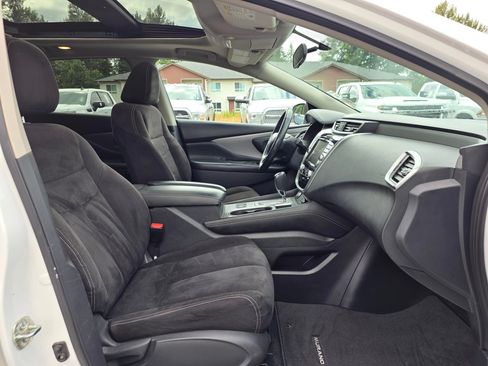 Used 2019 Nissan Murano S AWD/4WD image 28