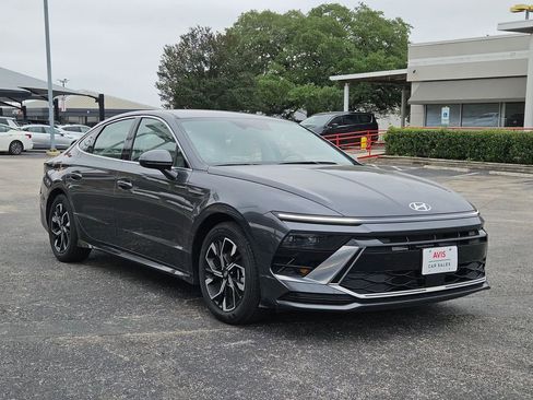 Used 2025 Hyundai Sonata SEL FWD image 7