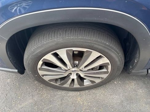 Used 2022 Subaru Ascent Limited w/ Popular Package #4 AWD/4WD image 11