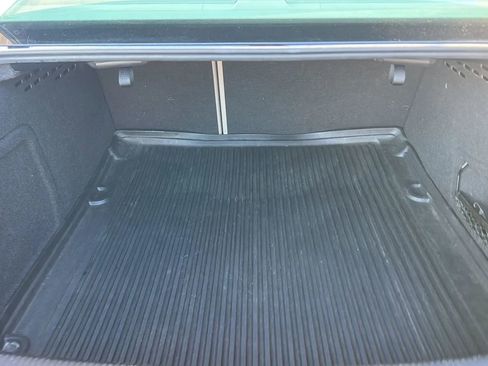 Used 2010 Audi A4 2.0T Premium Plus image 7