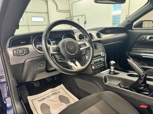 Used 2020 Ford Mustang GT RWD image 16
