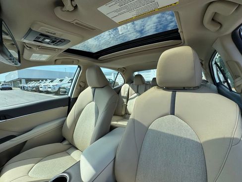 Used 2024 Toyota Camry LE w/ Convenience Package FWD image 17
