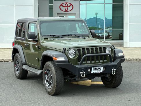 Used 2021 Jeep Wrangler Sport AWD/4WD image 1