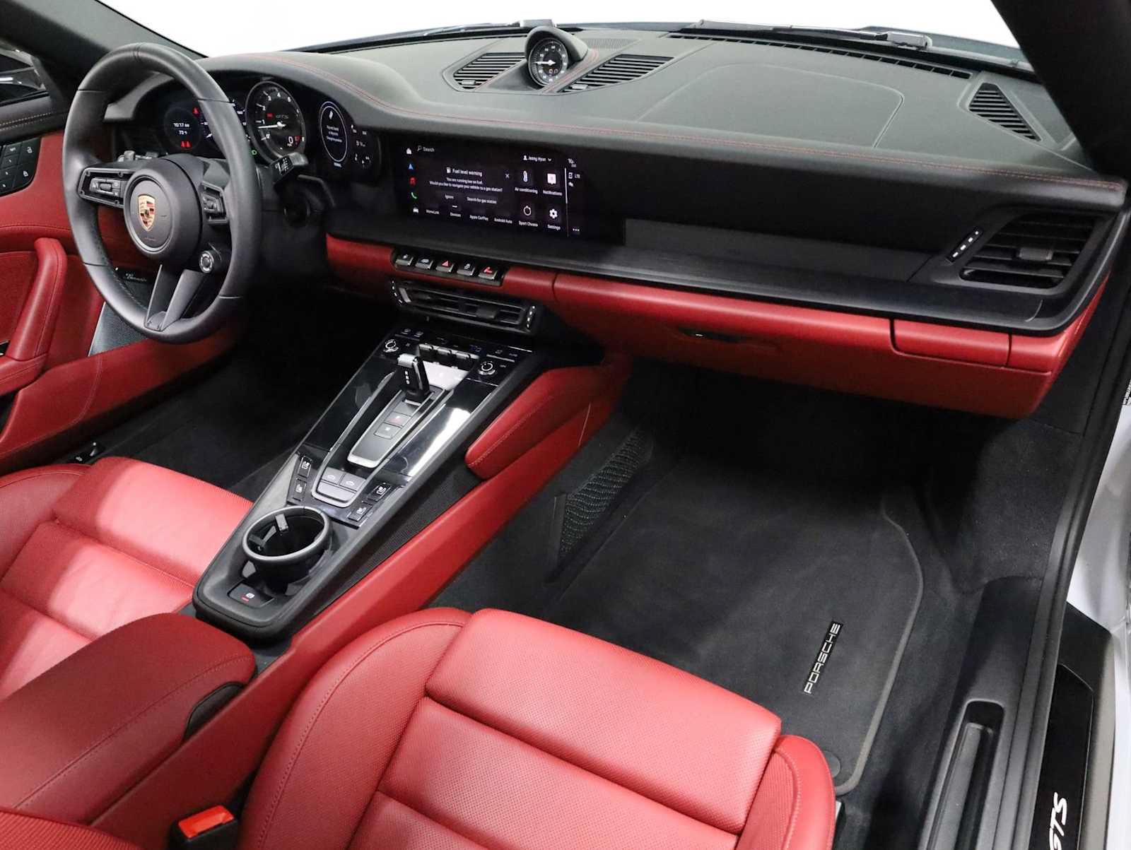 Certified 2024 Porsche 911 Targa 4 GTS AWD/4WD image 6