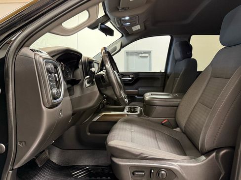 Used 2021 Chevrolet Silverado 1500 RST image 11