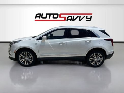 Used 2025 Cadillac XT5 Premium Luxury w/ Technology Package FWD image 4