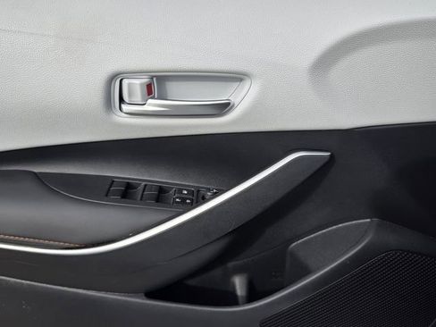 Used 2025 Toyota Corolla FX w/ Convenience Package image 27