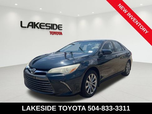 Used 2015 Toyota Camry XLE FWD image 1