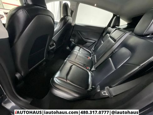 Used 2025 Tesla Model Y Long Range RWD image 17