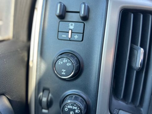 Used 2015 GMC Sierra 2500 Denali w/ Duramax Plus Package image 16