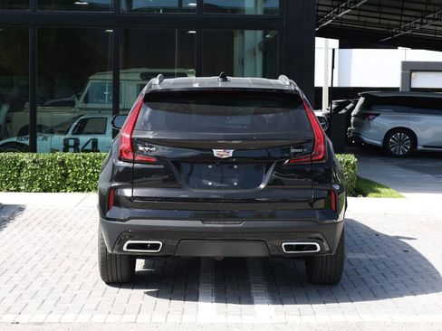 Used 2025 Cadillac XT4 Premium Luxury FWD image 6