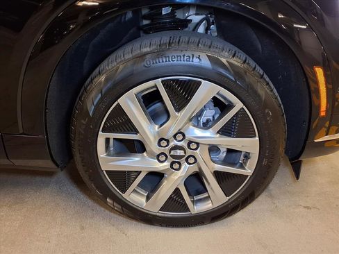 Used 2026 Cadillac Optiq Luxury 1 image 5