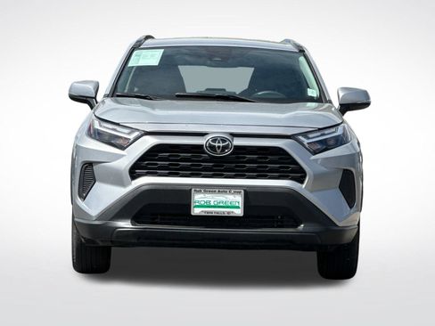 Used 2025 Toyota RAV4 XLE AWD/4WD image 8