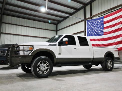 Used 2016 Ford F350 King Ranch AWD/4WD image 4