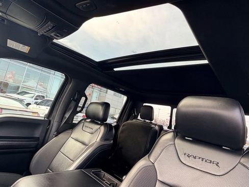 Used 2019 Ford F150 Raptor w/ Equipment Group 802A Luxury image 18