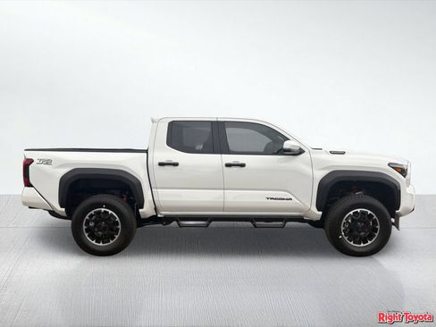 New 2026 Toyota Tacoma TRD Off-Road AWD/4WD image 8