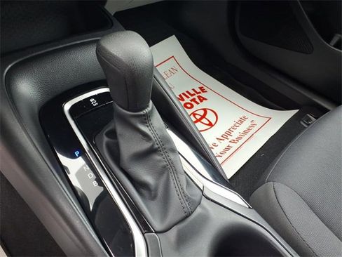 Used 2024 Toyota Corolla LE image 16
