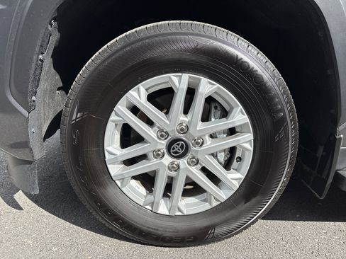 Certified 2025 Toyota Sequoia SR5 AWD/4WD image 11